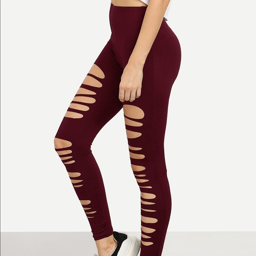 Maroon cutout leggings